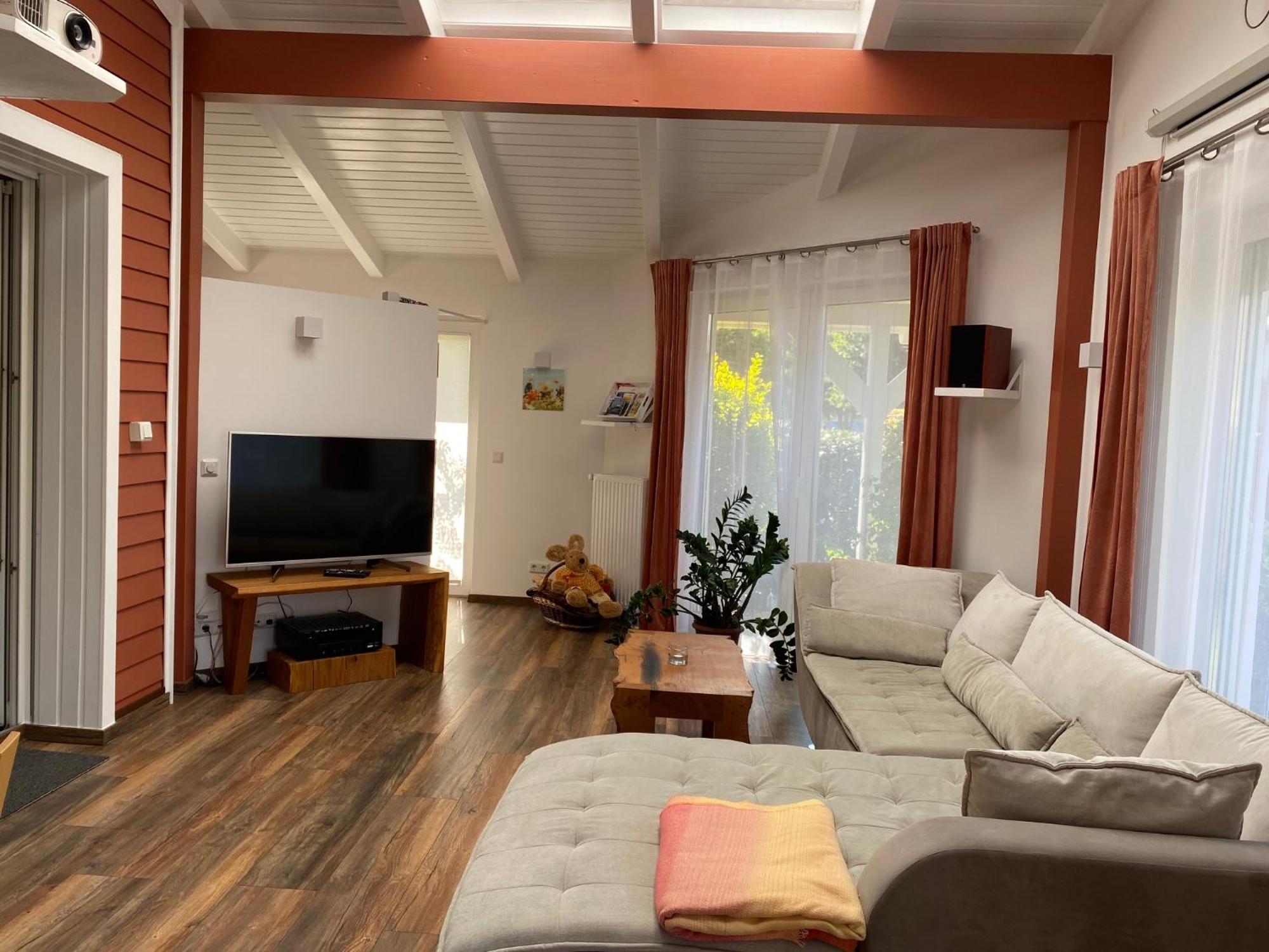 Moderne Ferienwohnung Mit Kamin U Garten Im Eg 100Qm Naehe Weser Und Golfplatz Achim Exterior foto